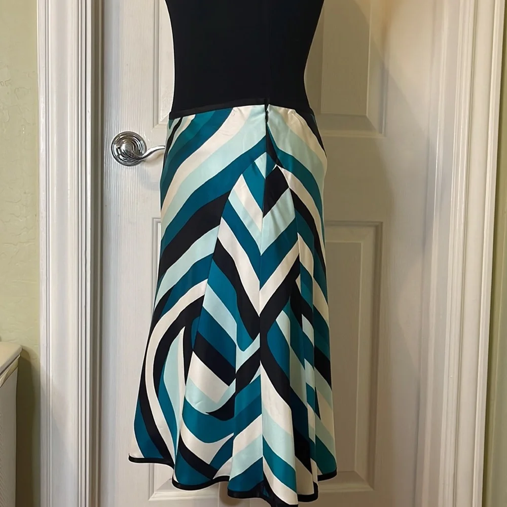Ann Taylor Silk Skirt NWOT - Picture 2 of 7
